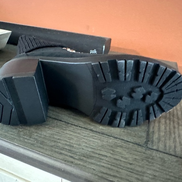 Camber Bootie - Picture 2 of 3